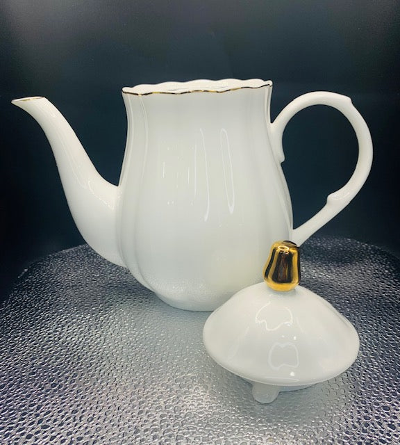 BTat Porcelain Teapot with Stainless Steel Infuser