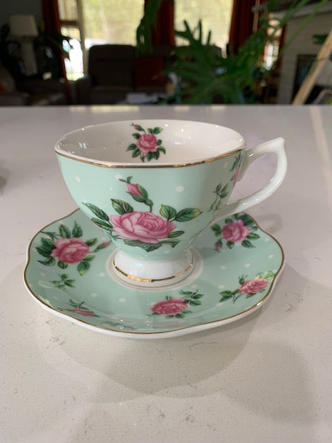 BTaT Floral Tea Cups And Saucers, Multi- color Set of 4 with Gold Trim