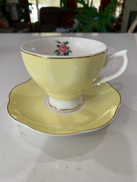 BTaT Floral Tea Cups And Saucers, Multi- color Set of 4 with Gold Trim